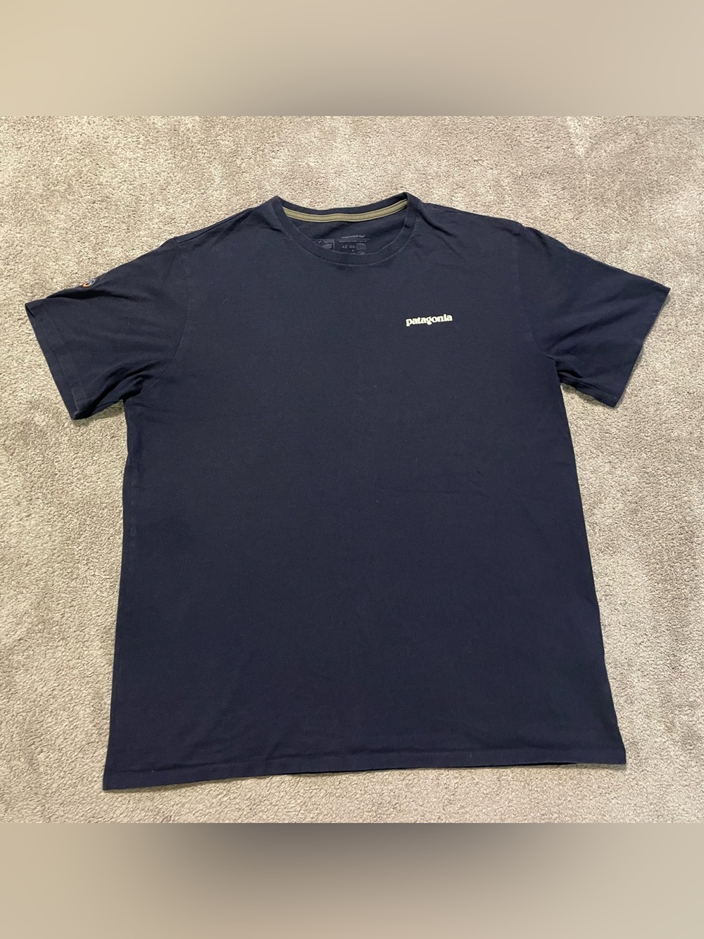 Patagonia Graphic T Shirt Mens L Navy Blue Logo Outdoor Casual Tee Gorpcore
